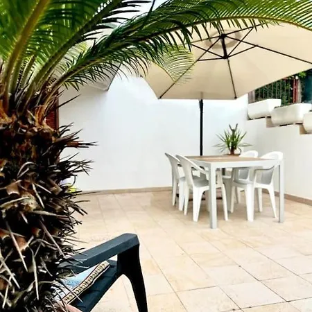 شقة Con Giardino A Due Passi Dal Mare *